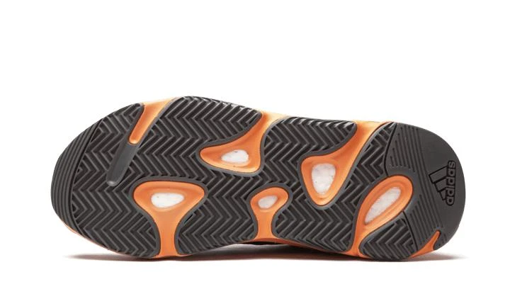 Adidas Yeezy Boost 700 商品