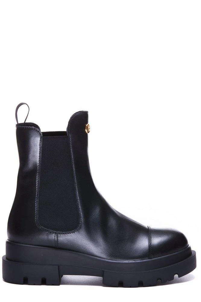 商品Giuseppe Zanotti|Giuseppe Zanotti Tankie Beatle Logo Plaque Ankle Boots,价格¥2706,第1张图片