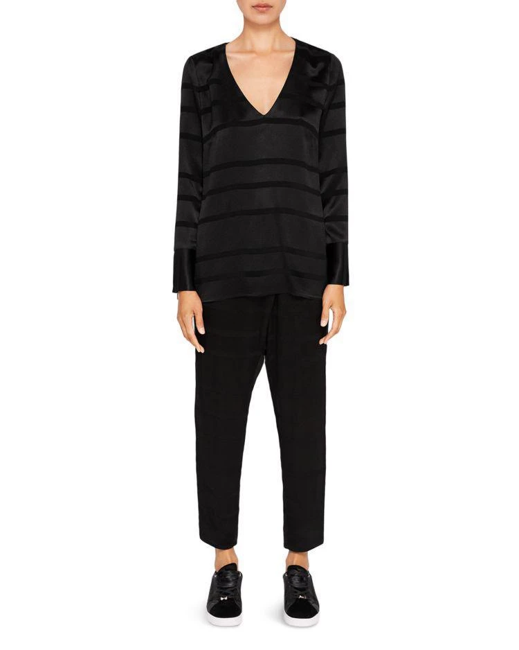 商品Ted Baker London|Ted Says Relax Genina Stripe V-Neck Top,价格¥1015,第3张图片详细描述