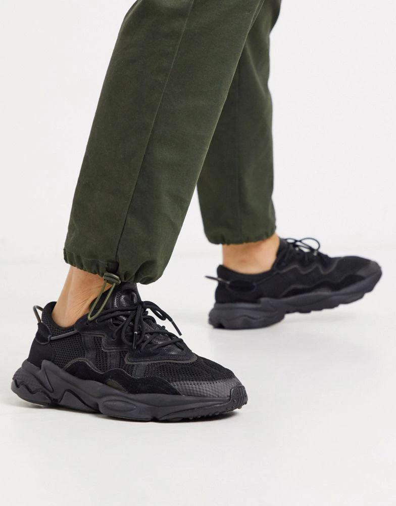 商品Adidas|adidas Originals Ozweego trainers in black,价格¥934,第3张图片详细描述