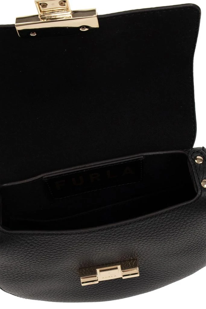 商品Furla|Furla Logo Engraved Foldover-Top Shoulder Bag,价格¥1638,第4张图片详细描述