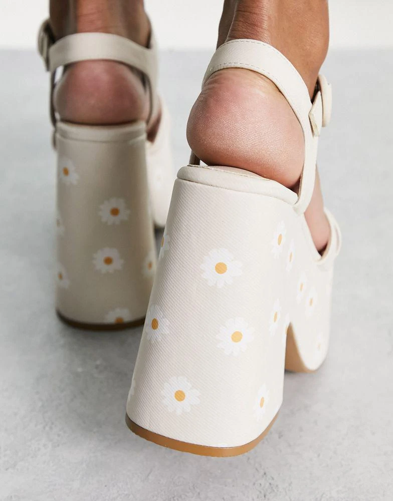 商品Daisy Street|Daisy Street platform heeled sandals in beige daisy,价格¥264,第3张图片详细描述