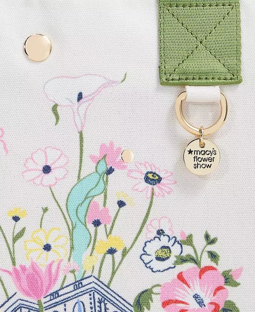 Flower Show Printed Canvas Tote, Exclusively at Macy's 商品