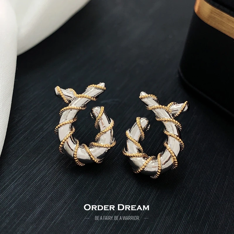 商品[国内直发] Order Dream|18k金鲸鱼🐳耳钉,价格¥1484,第1张图片