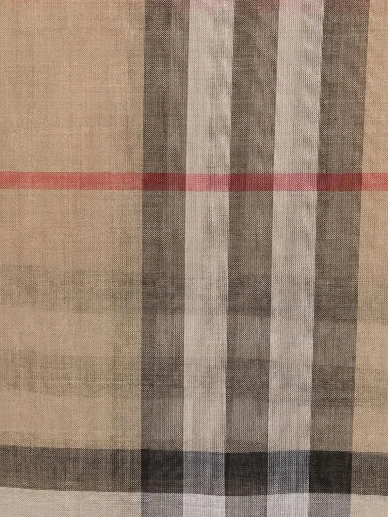 商品Burberry|BURBERRY - Giant Check Wool And Silk Blend Scarf,价格¥2718,第2张图片详细描述
