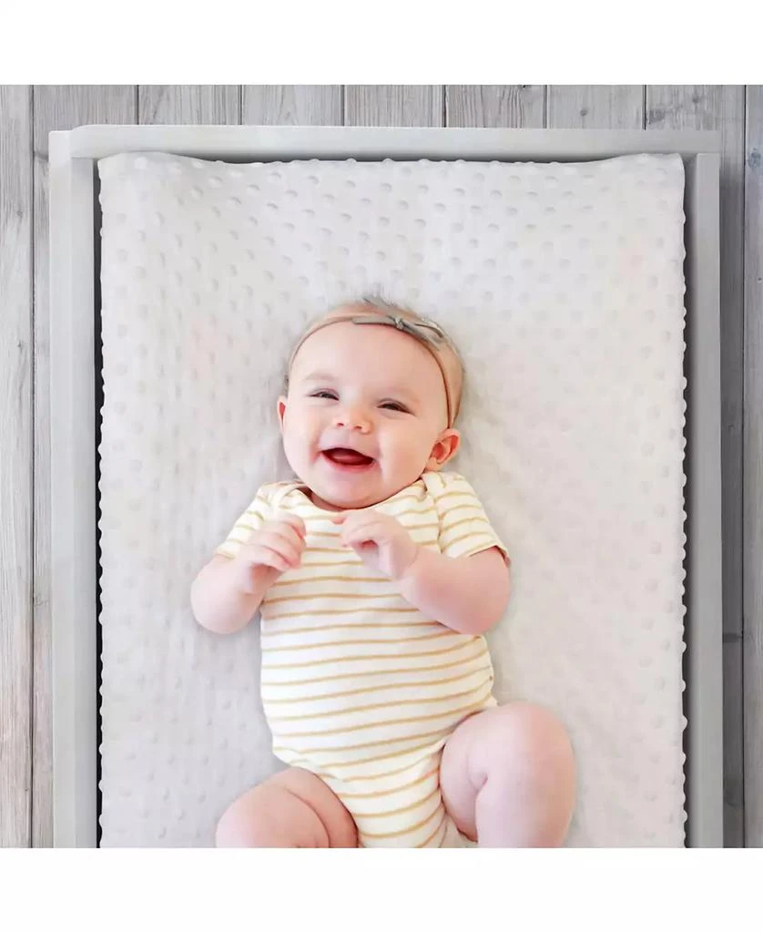 商品The Peanutshell|2 Pack Minky Dot Solid Changing Pad Covers,价格¥150,第5张图片详细描述