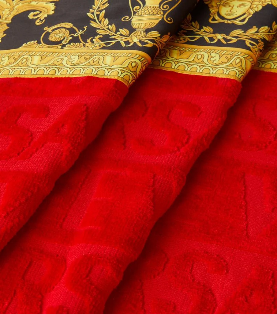商品Versace Home|I Love Baroque beach towel,价格¥3146,第2张图片详细描述