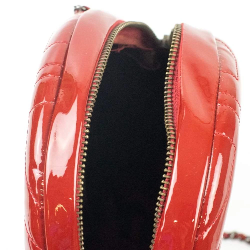 商品[二手商品] Chanel|Chanel Red Round Patent Leather Shoulder Bag,价格¥16776,第5张图片详细描述