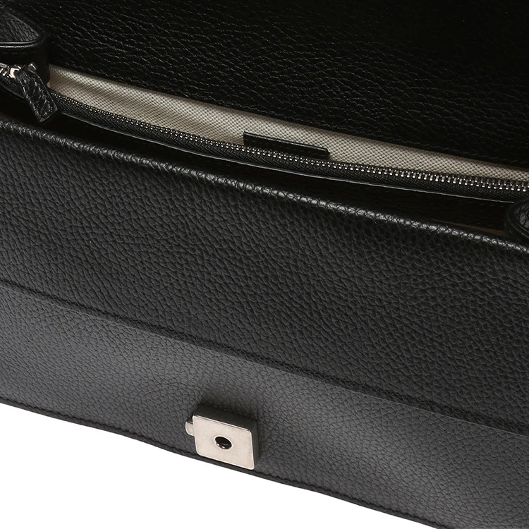 商品[国内直发] Gucci|古驰 Dionysus 酒神 百搭纯色虎头扣链条 皮革 手提斜挎单肩包 小号 女款 黑色,价格¥13292,第5张图片详细描述
