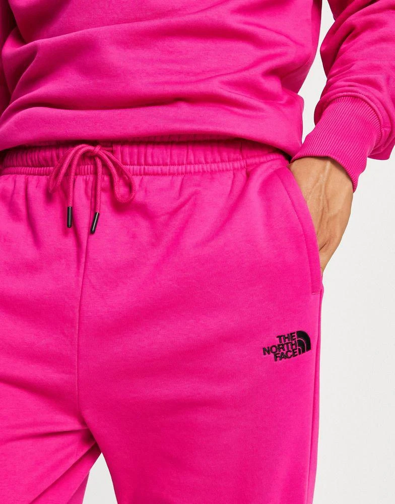 商品The North Face|The North Face Oversized Essential joggers in pink Exclusive at ASOS,价格¥615,第4张图片详细描述