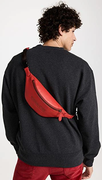 商品Coach|Charter Belt Bag 7 in Pebble Leather,价格¥1487,第2张图片详细描述