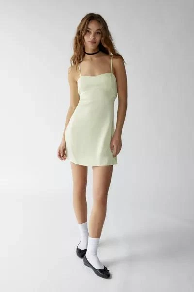 商品Urban Outfitters|UO Bella Bow-Back Mini Dress,价格¥154,第5张图片详细描述