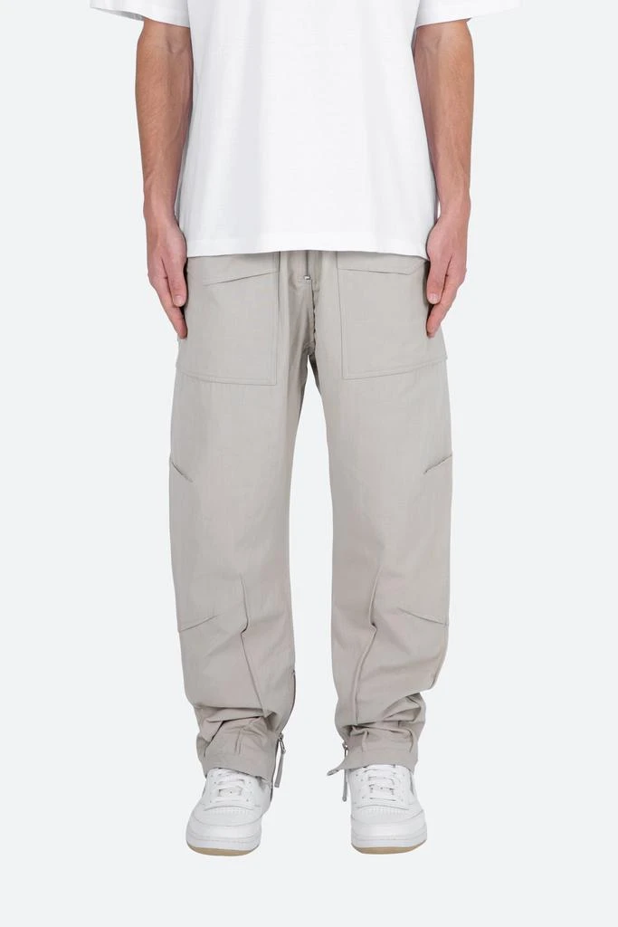 商品MNML|Multi Zip Cargo Pants - Stone,价格¥414,第1张图片