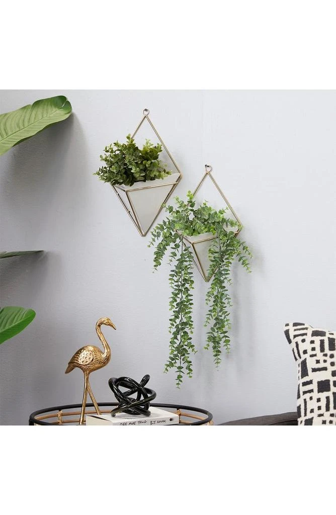 商品COSMO BY COSMOPOLITAN|White Metal Indoor & Outdoor Triangle Geometric Wall Planter - Set of 2,价格¥487,第4张图片详细描述