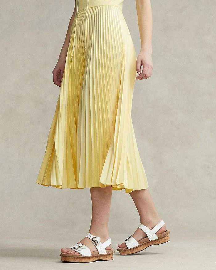 商品Ralph Lauren|Pleated Fit & Flare Dress,价格¥889,第5张图片详细描述
