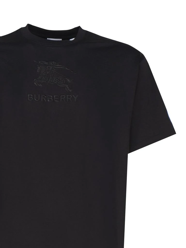 商品Burberry|Burberry Logo Embroidered Crewneck T-Shirt,价格¥2213,第3张图片详细描述