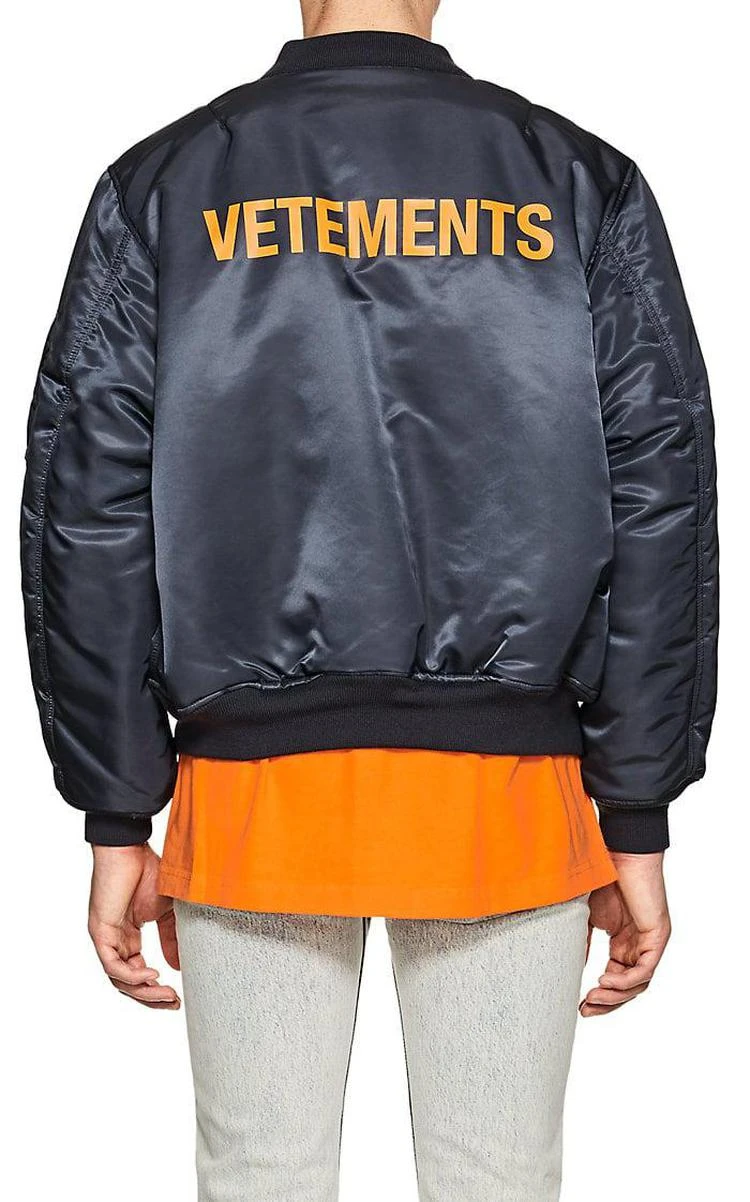 商品Vetements|Emoji-Accented Reversible Bomber Jacket,价格¥9631,第3张图片详细描述