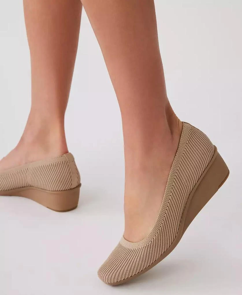 Women's Wisher Wedge Slip On Flats 商品
