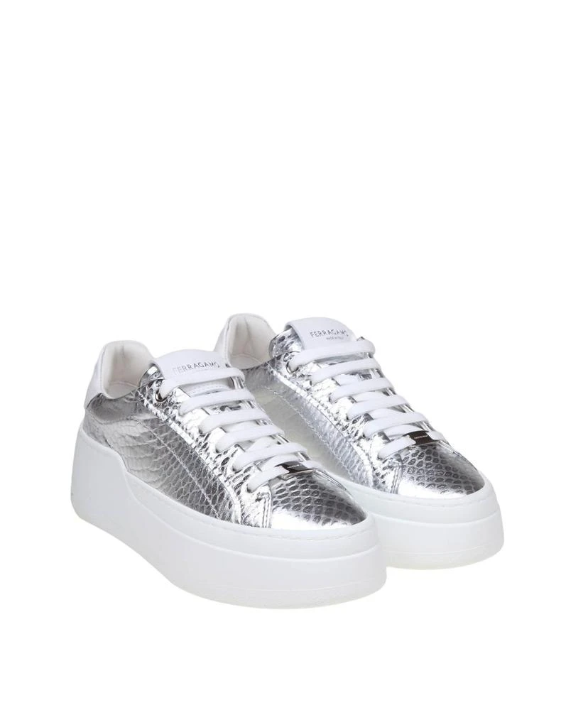 商品Salvatore Ferragamo|Sneakers Dahlia In Pelle Colore Argento,价格¥3620,第2张图片详细描述