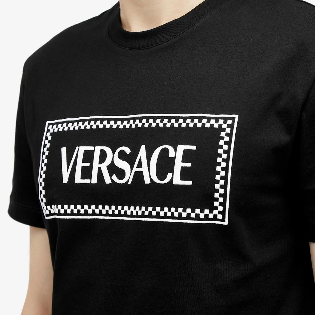 商品Versace|Versace Tiles Embroidered Tee,价格¥1385,第5张图片详细描述