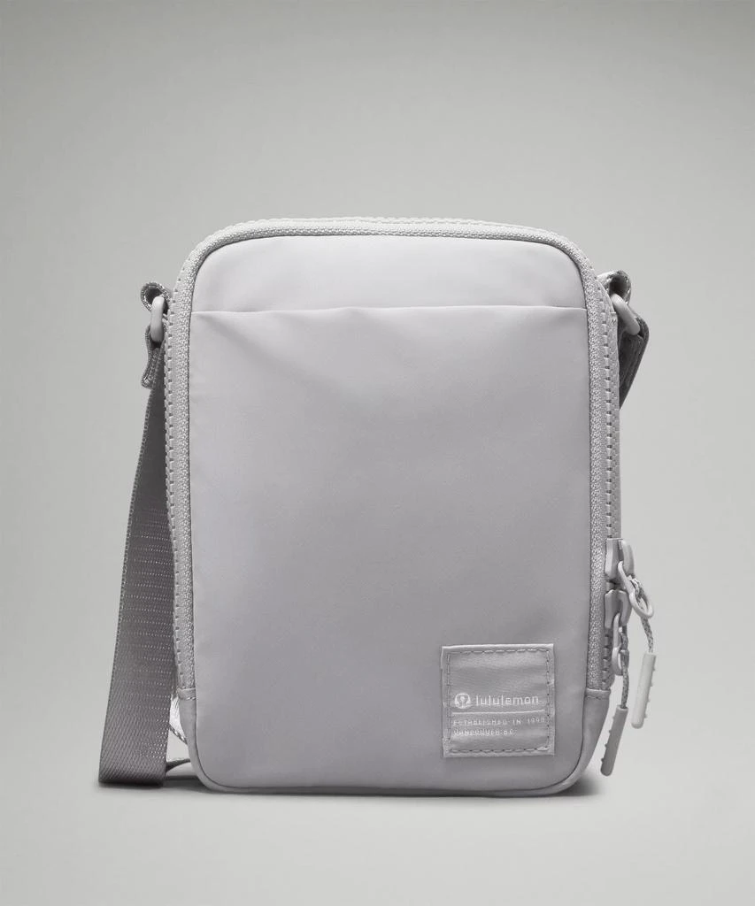商品Lululemon|Easy Access Crossbody Bag 1.5L,价格¥357,第3张图片详细描述