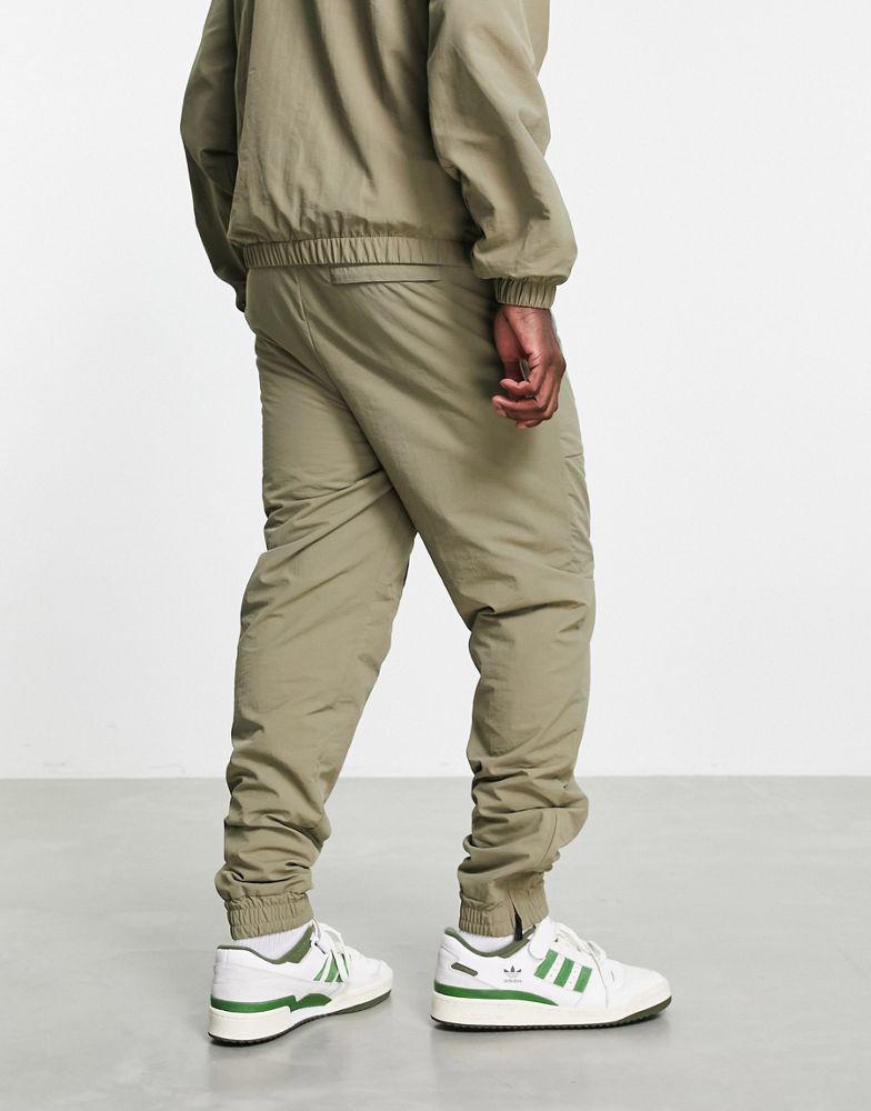 商品Fila|Fila Gold joggers in green,价格¥530,第4张图片详细描述