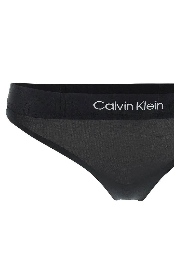 商品Calvin Klein|EMBOSSED ICON THONG,价格¥58,第3张图片详细描述
