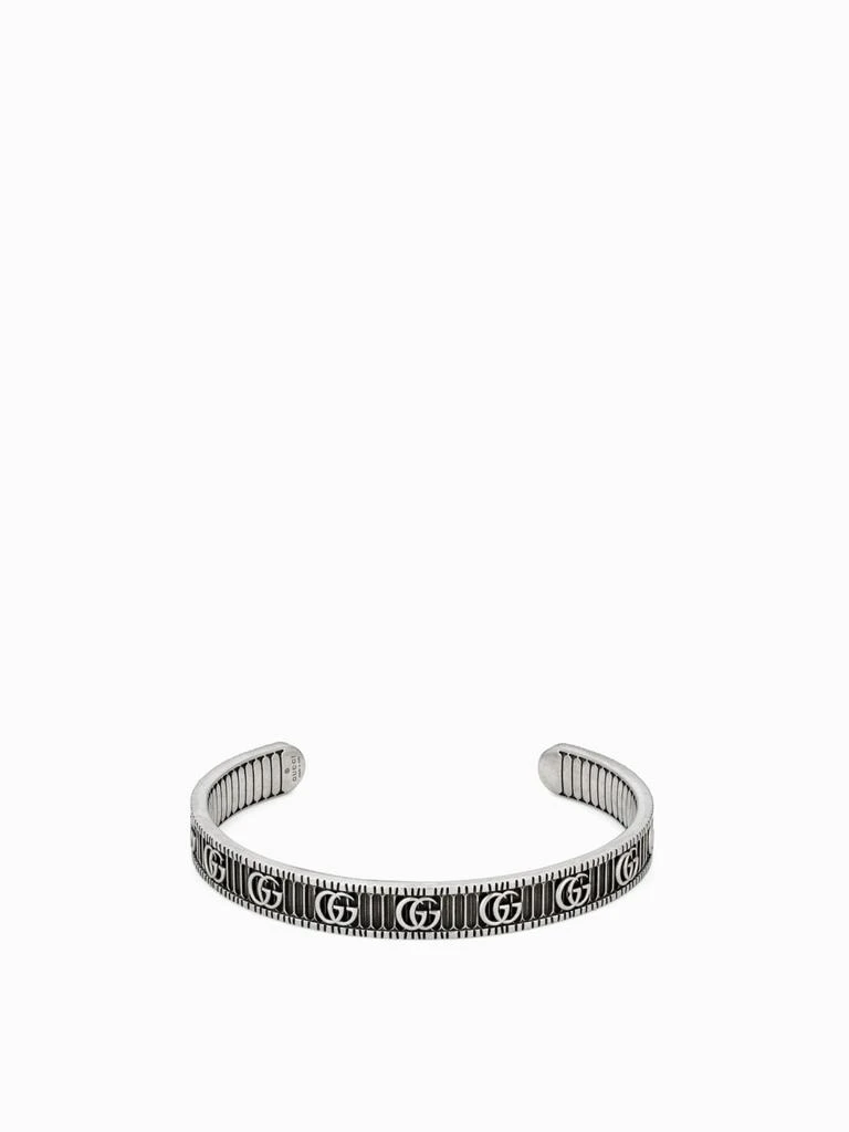 商品Gucci|GG Marmont Cuff Gucci bracelet in silver with GG monogram and striped pattern,价格¥3094,第1张图片