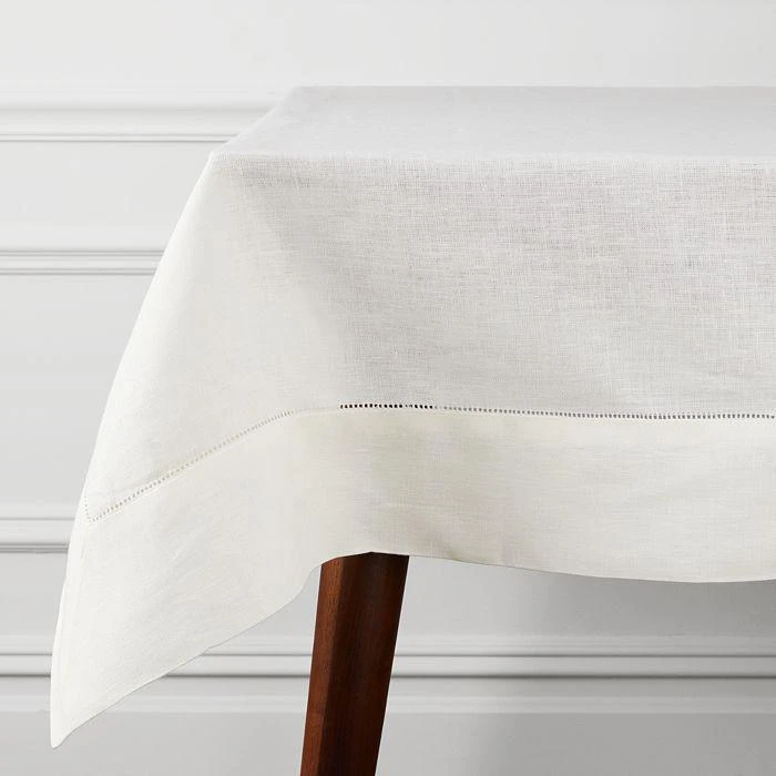 商品Sferra|Festival Tablecloth, 66" x 140",价格¥1904,第1张图片