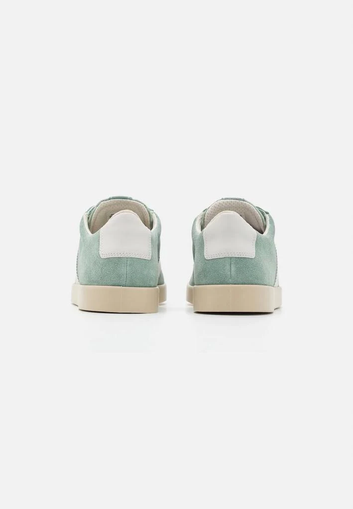 商品ECCO|Women's Street Lite Retro Sneaker In Ice Flower/white,价格¥728,第3张图片详细描述