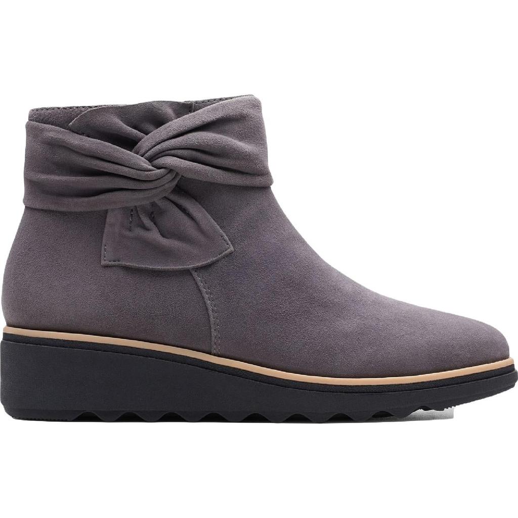 Clarks Cloudsteppers Women's Sharon Salon Suede Wedge Ankle Booties商品第7张图片规格展示