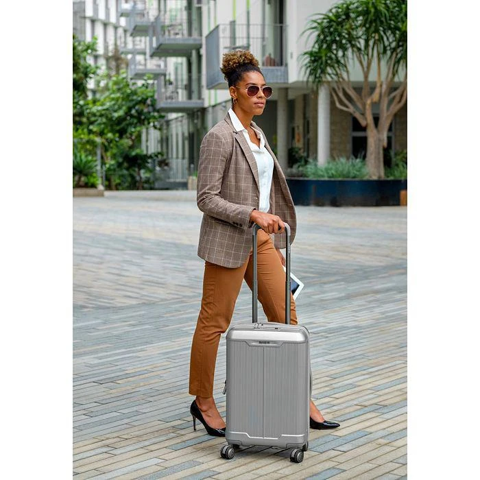 Silhouette 17 Expandable Spinner Suitcase 商品