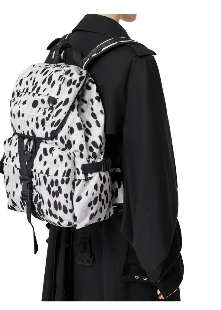 商品Burberry|Logo and dalmatian print nylon backpack,价格¥9883,第4张图片详细描述