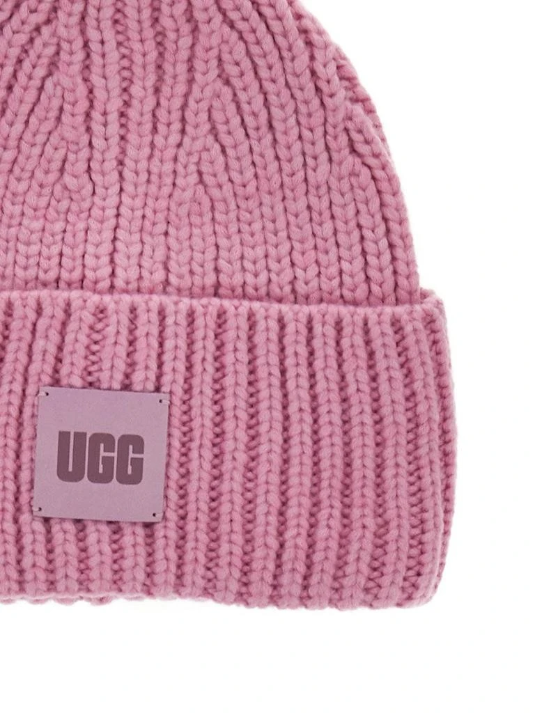 商品UGG|Chunky Ribbed Beanie with Logo,价格¥441,第3张图片详细描述