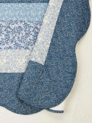 商品Modern Heirloom|Charlotte Floral Queen Bedspread,价格¥794,第3张图片详细描述