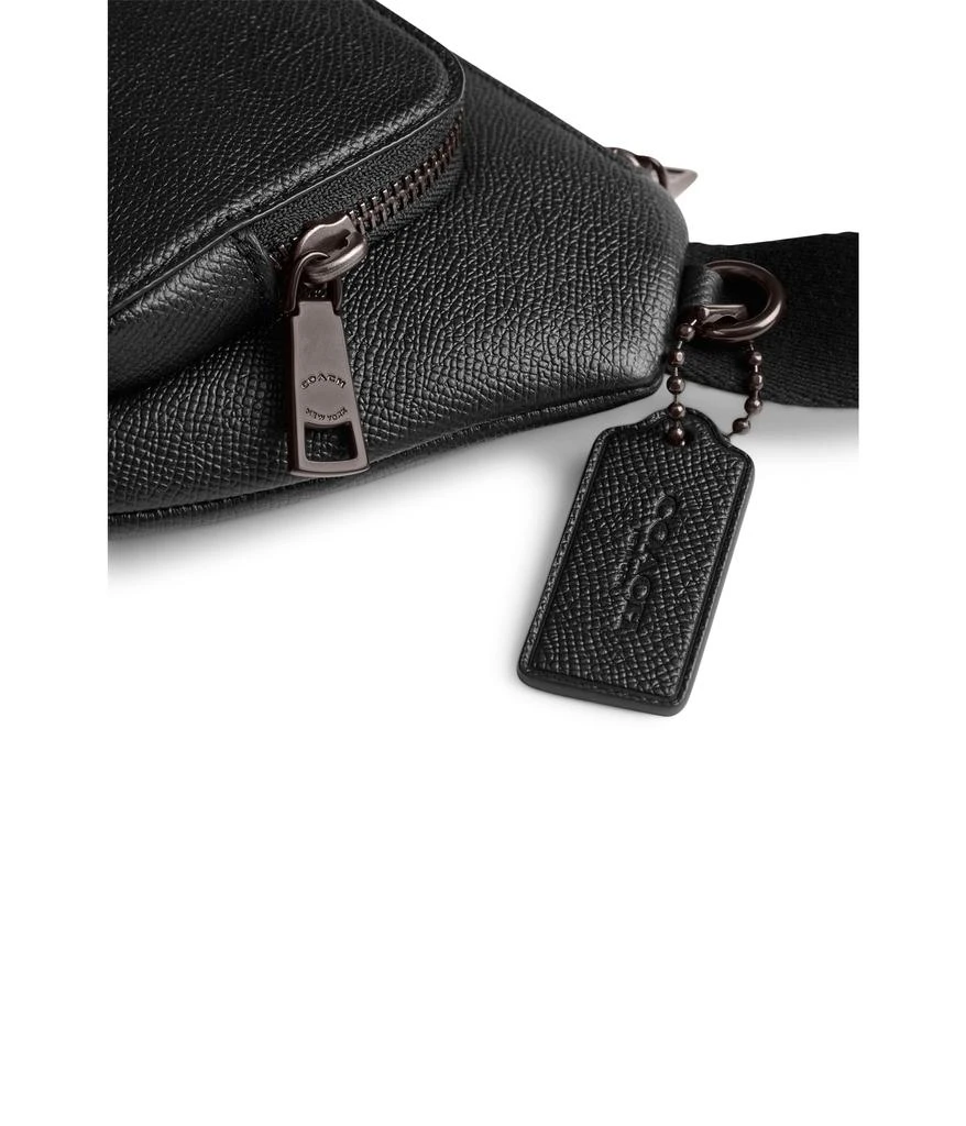 商品Coach|Belt Bag in Cross Grain Leather,价格¥1458,第4张图片详细描述