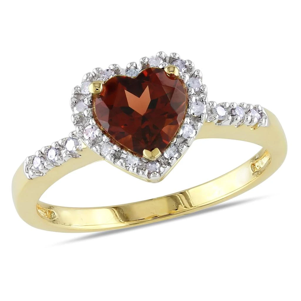 商品Mimi & Max|Halo Heart Shaped Garnet Ring with 1/10 CT TW Diamonds in 10k Yellow Gold,价格¥1798,第1张图片