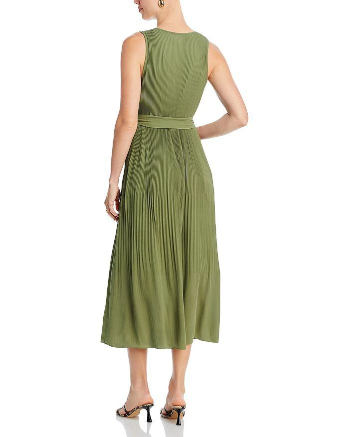 商品Tahari|Pleated Faux Wrap Dress,价格¥332,第3张图片详细描述