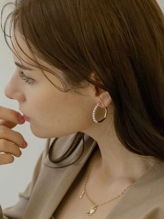 商品GETMEBLING|Center Pearl Earrings,价格¥402,第3张图片详细描述