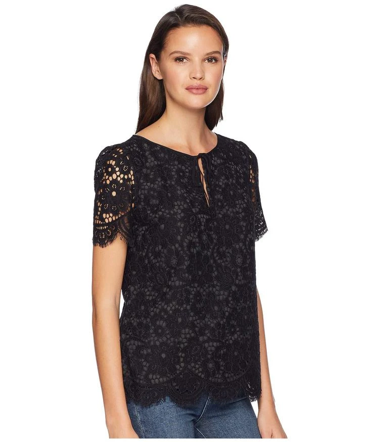 商品Juicy Couture|Soft Woven Bucharest Floral Lace Top,价格¥256,第4张图片详细描述