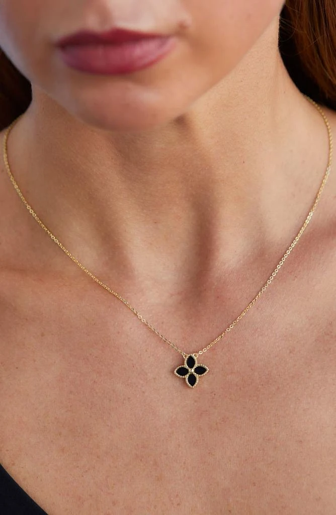 商品Savvy Cie Jewels|Yellow Gold Vermeil Onyx Flower Pendant Necklace,价格¥869,第2张图片详细描述