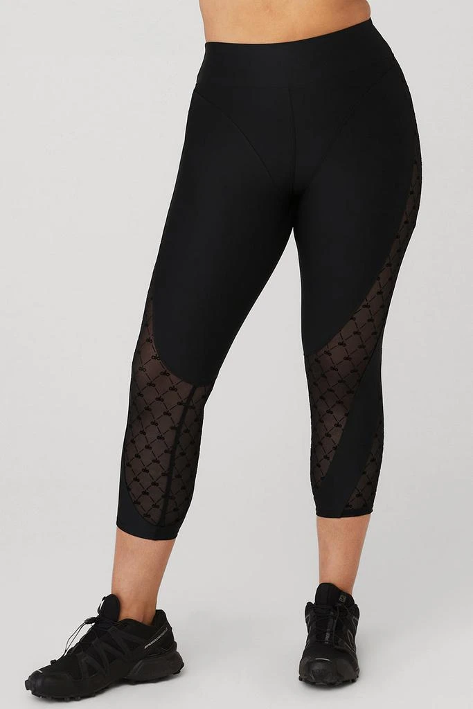 商品Alo|Airlift Mesh High-Waist Celeste Capri - Black,价格¥567,第5张图片详细描述