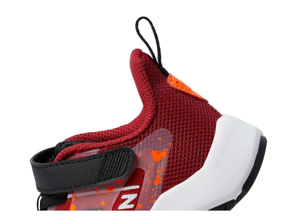 商品New Balance|Rave Run v2 Bungee Lace with Hook-and-Loop Top Strap (Little Kid/Big Kid),价格¥379,第5张图片详细描述