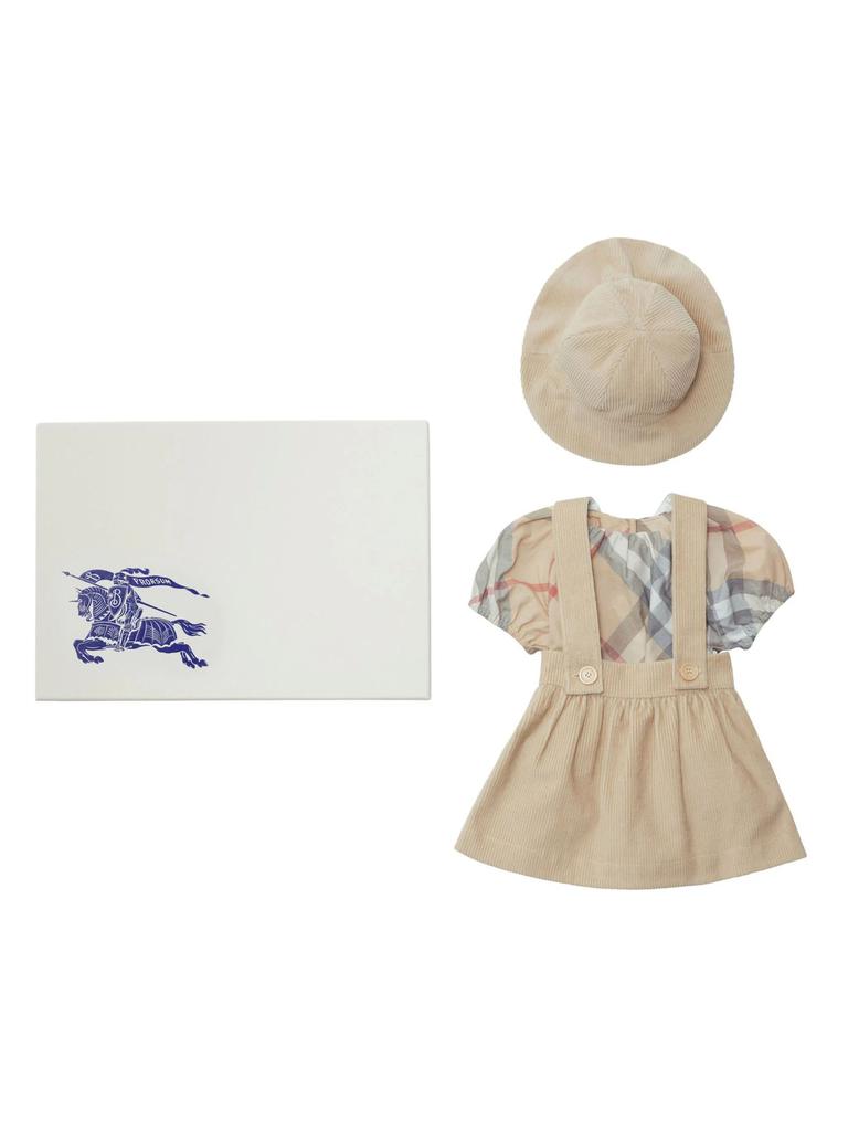 専用　Burberry kids 140 10Y Burberry Kids Romeo EKD-Embroidery Cotton Bermuda Shorts