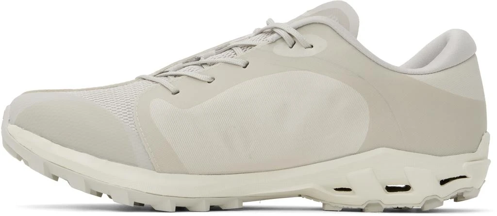 商品Post Archive Faction|Off-White On Edition Cloudventure Peak PAF Sneakers,价格¥1607,第3张图片详细描述