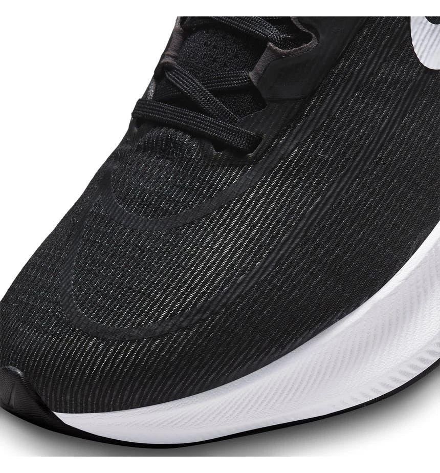 Zoom Fly 4 Running Shoe 商品