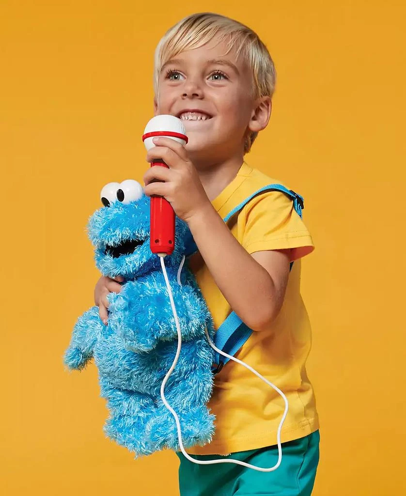 商品Singing Machine|Plush Toy Karaoke Backpack with Microphone, Speaker, Songs Sound Effects, Sesame Street Cookie Monster,价格¥300,第5张图片详细描述