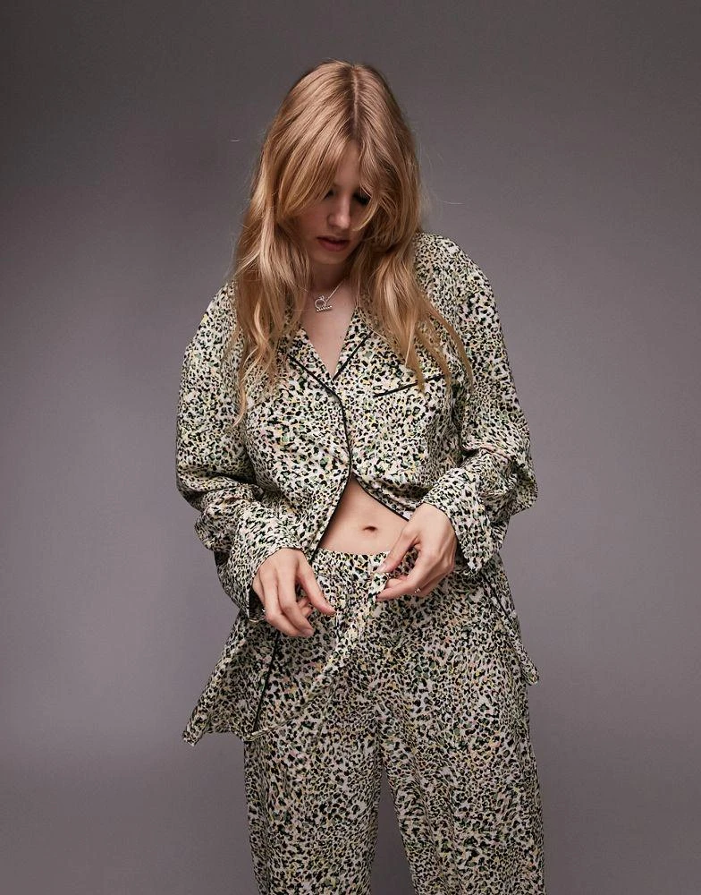 商品Topshop|Topshop mini animal print piped shirt and trouser pyjama set in multi,价格¥407,第4张图片详细描述