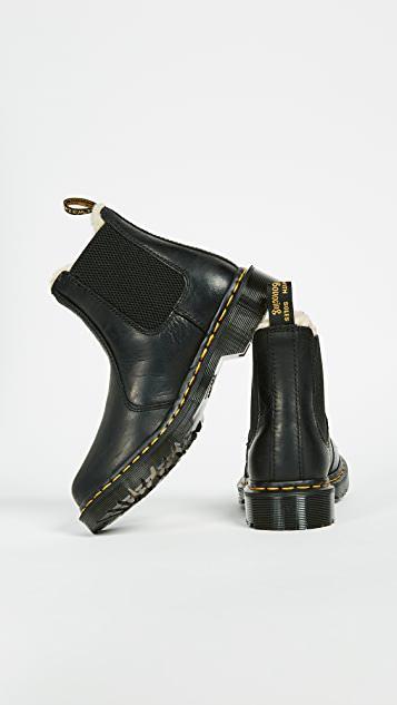 商品Dr. Martens 马汀博士|Leonore Sherpa 切尔西靴,价格¥989,第5张图片详细描述