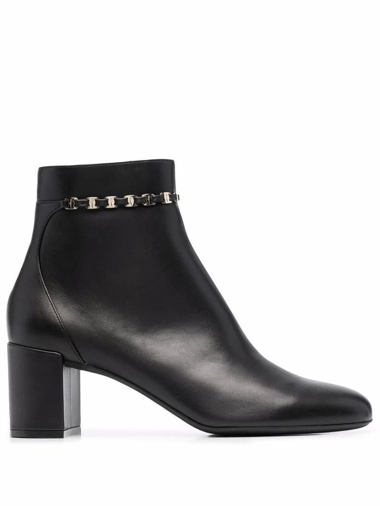 商品Salvatore Ferragamo|FERRAGAMO Vara Chain leather boots,价格¥3582,第1张图片